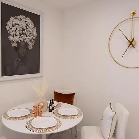 Apartment White House