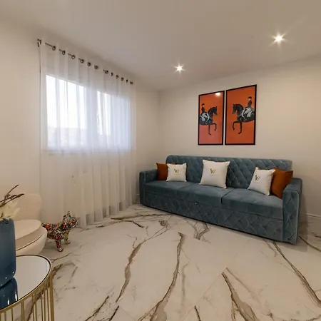 Apartment White House