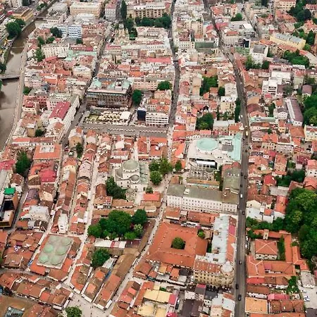 White House * Sarajevo
