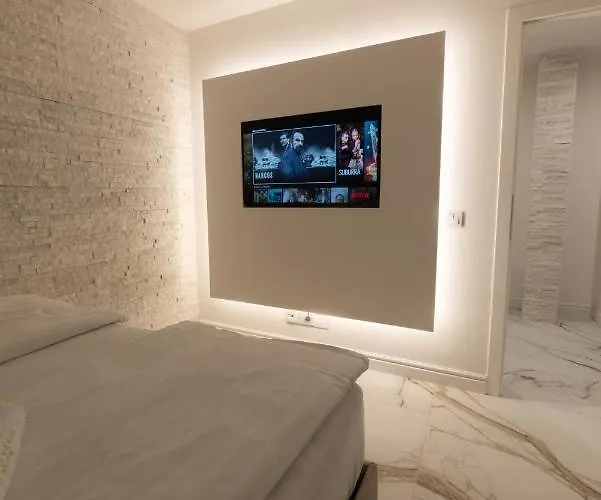 White House * 塞拉耶佛